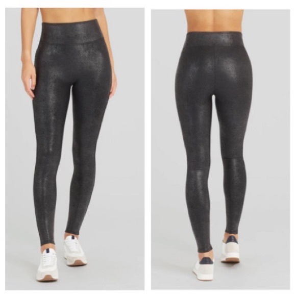 Spanx faux leather matte snake black leggings - Picture 3 of 11